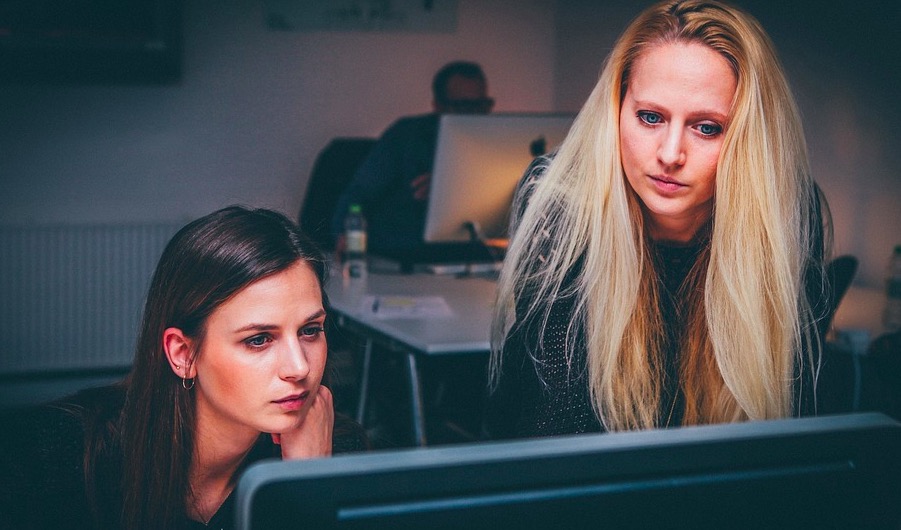 que hace un redactor freelance